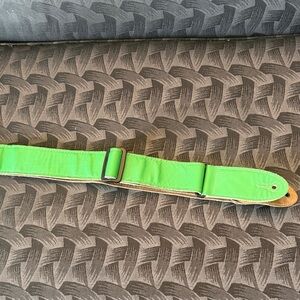 VTG Levy GUITAR LEATHER Green Adjustable STRAP